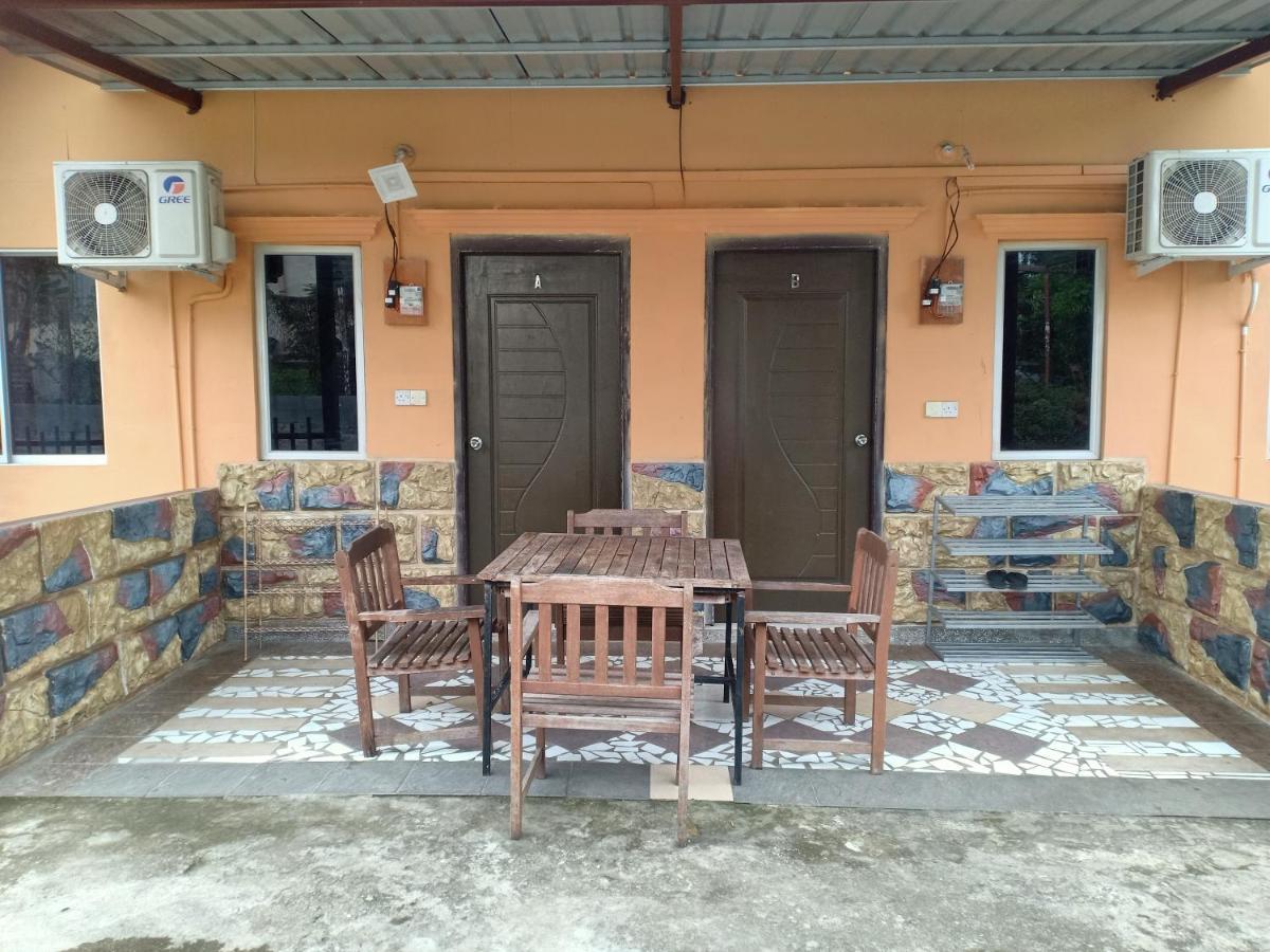 Homestay Pekan Ranau Extérieur photo